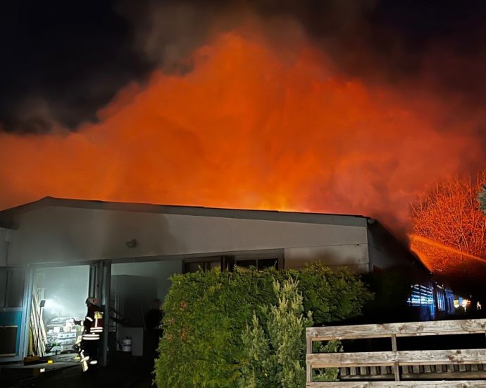 Über 100 Einsatzkräfte bei Großbrand in Besse