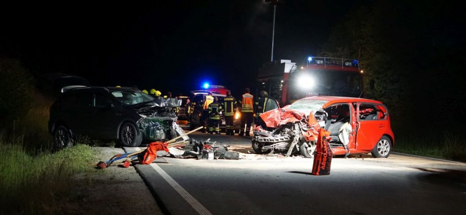 Tödlicher Unfall bei Überholmanöver auf der B7 bei Calden