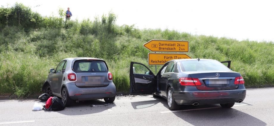 Südhessen: Rettungshubschrauber nach Unfall auf B38 im Einsatz