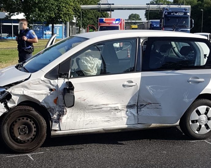 KS: Zwei Verletzte nach Verkehrsunfall am Morgen