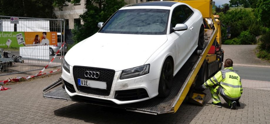 Nach Geldautomatensprengung in Vellmar – Tatfahrzeug in Usseln sichergestellt