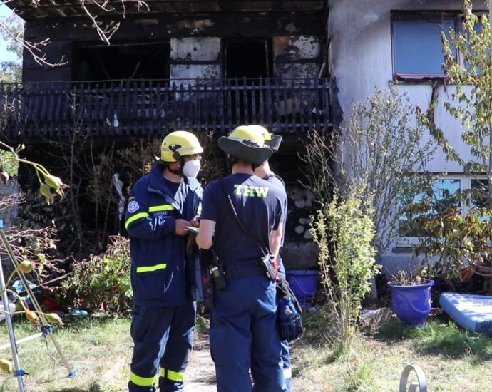 Verletzte nach Wohnhausbrand in Südhessen – Hund gerettet
