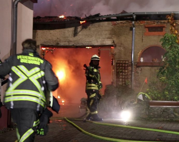 Südhessen: Scheunenbrand in Rossdorf