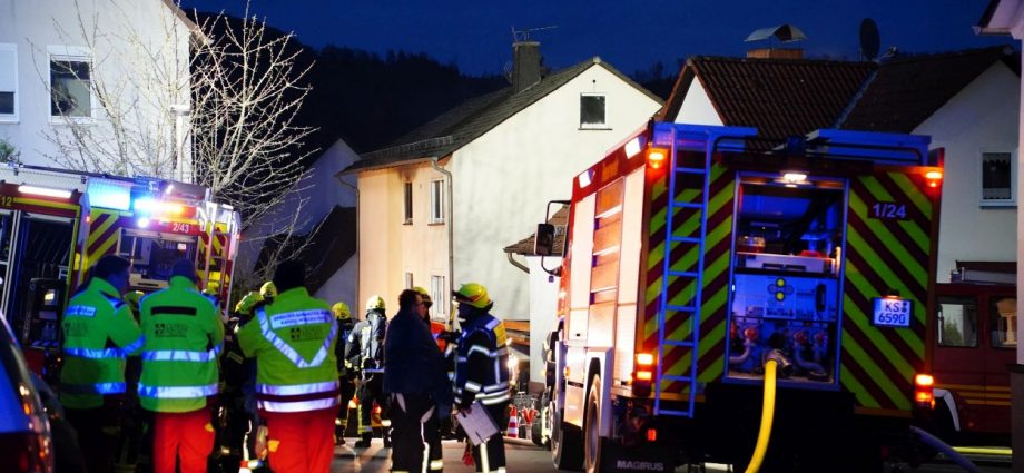 Verletzter nach Wohnungsbrand in Schauenburg