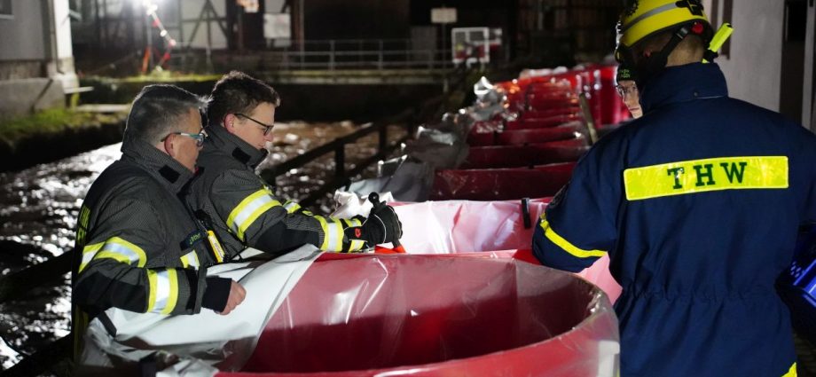 Kaufungen bereitet sich auf Hochwasser vor