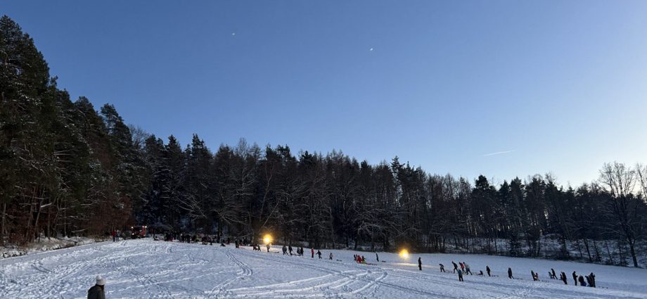 Wollrode: Flutlichtrodeln für Groß und Klein